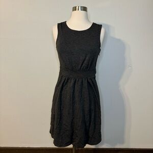 Banana Republic Sheath Dress Size 2
Charcoal gray career